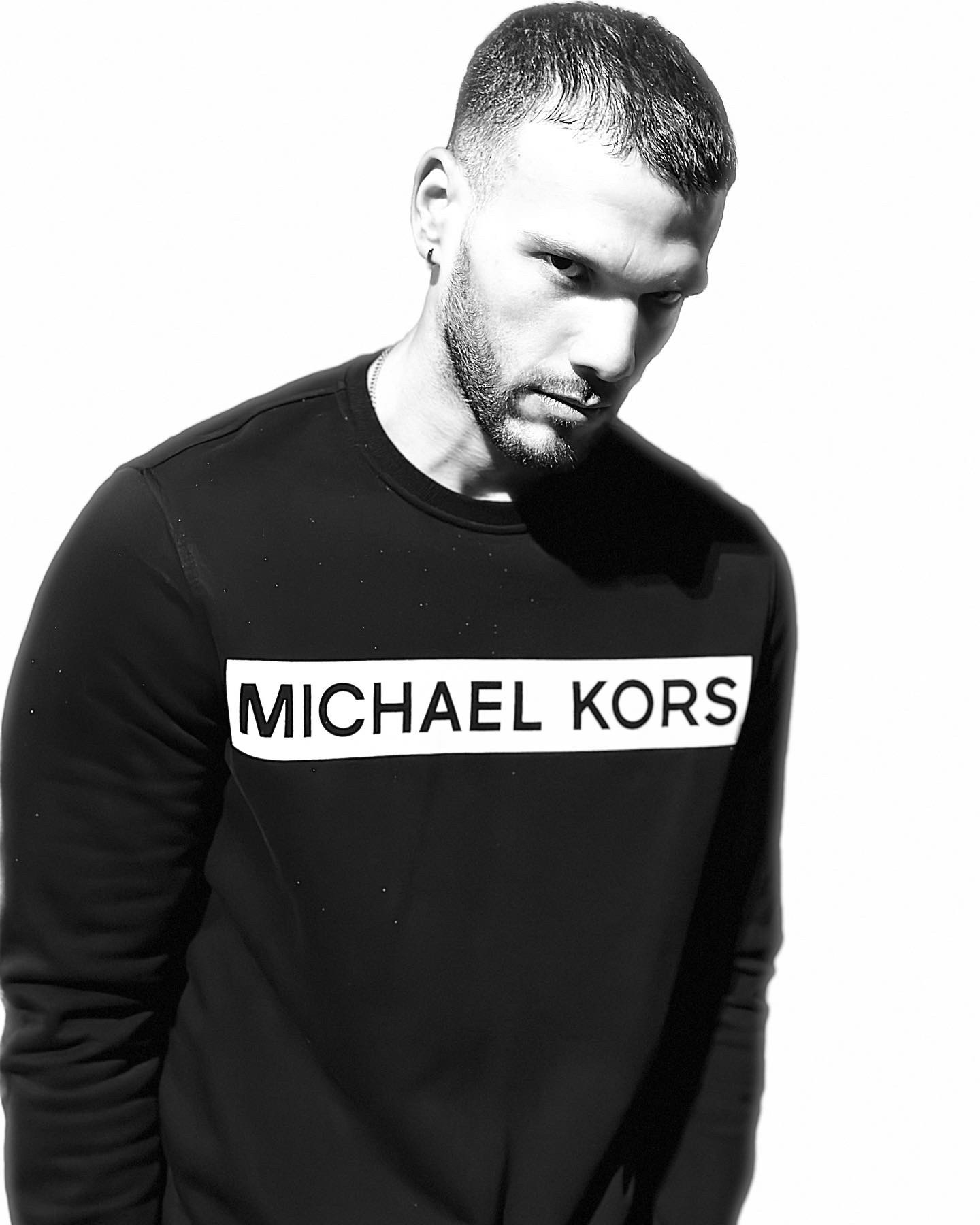 Model Photo